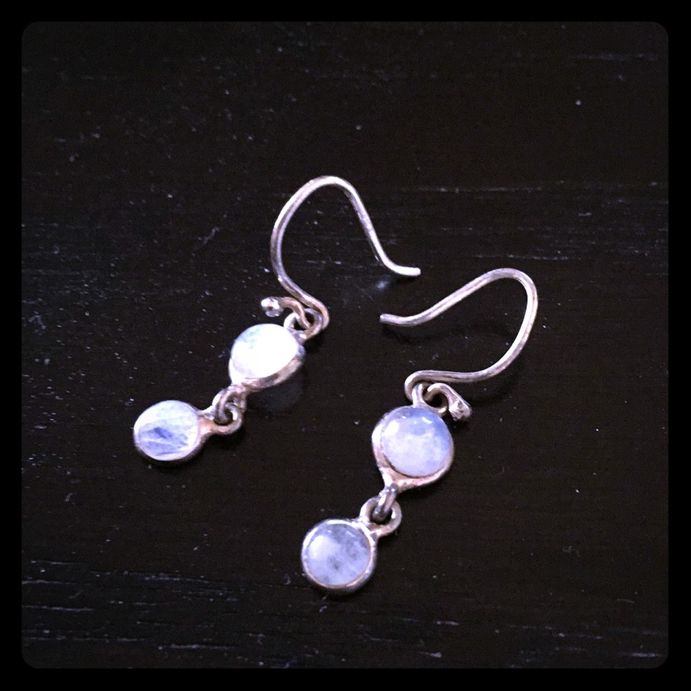 Pretty little vintage moonstone earrings